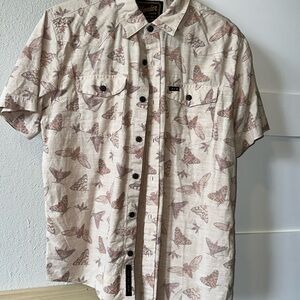 Men’s printed short sleeve button down